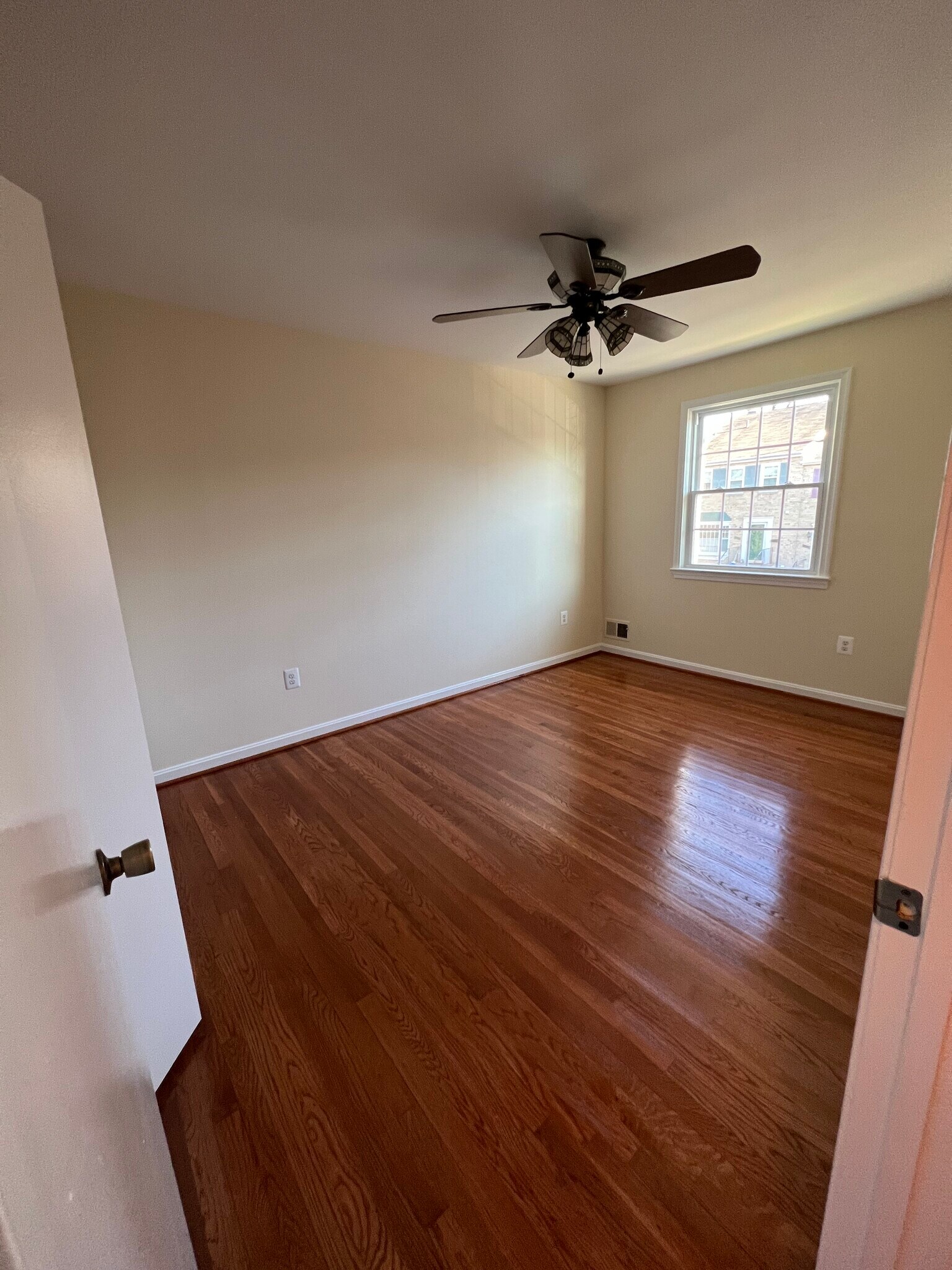 2nd Bedroom 2/4 - 2105 Bucknell Ter