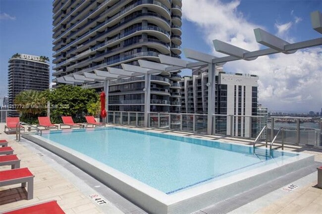 Building Photo - 1100 S Miami Ave