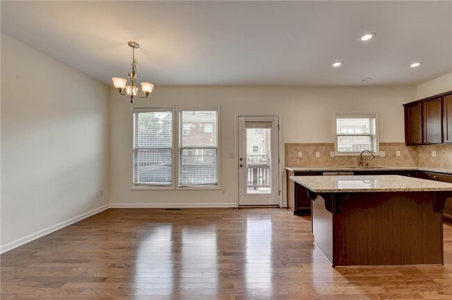 Building Photo - 3332 Twinrose Pl