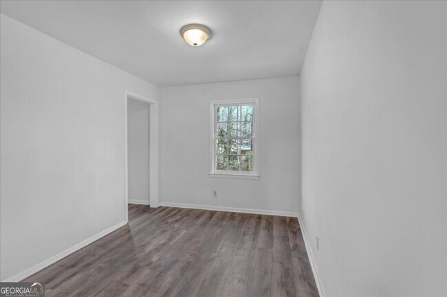 Building Photo - 2080 Bluffton Way