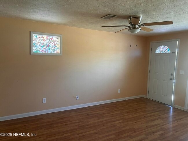 Building Photo - 258 Capella Rd