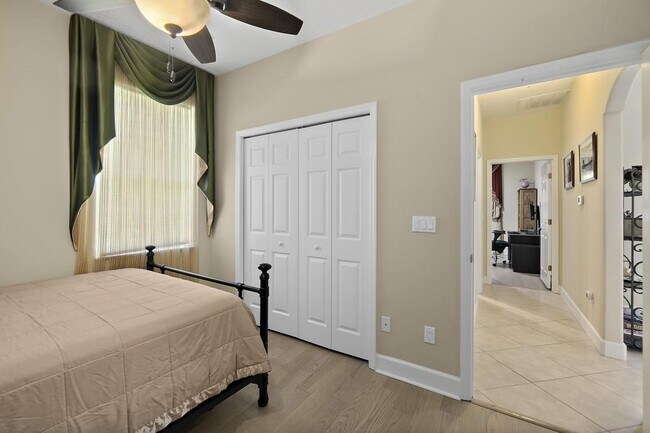 Building Photo - 7 Edgemont Pl
