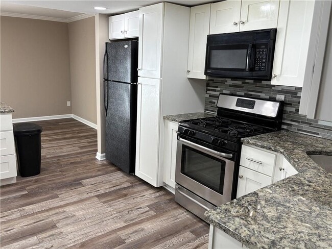 Building Photo - 2187 Palmyra Dr