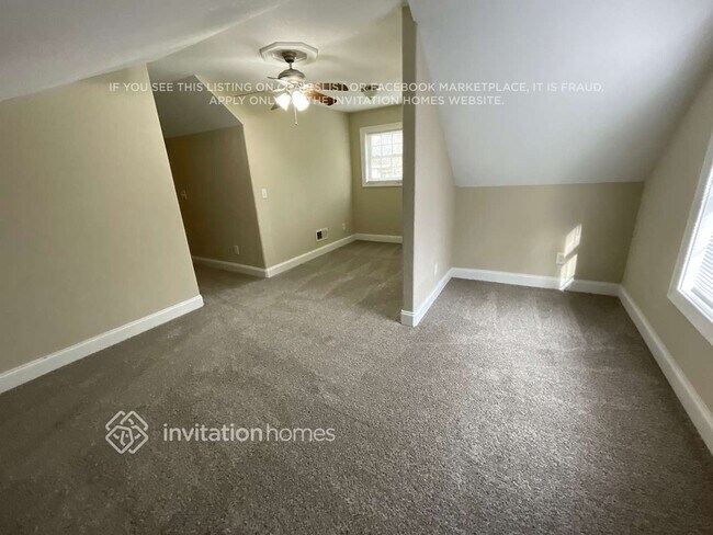 Building Photo - 3837 Sally Ln