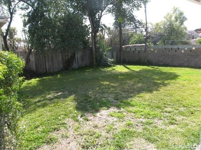 Building Photo - 450 St Augustine Ave