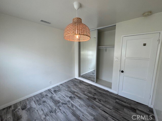 Building Photo - 2854 S Halm Ave