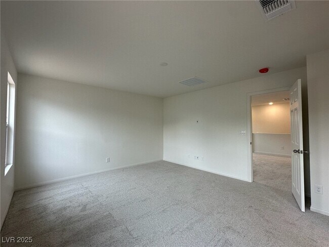 Building Photo - 9613 Hinson St