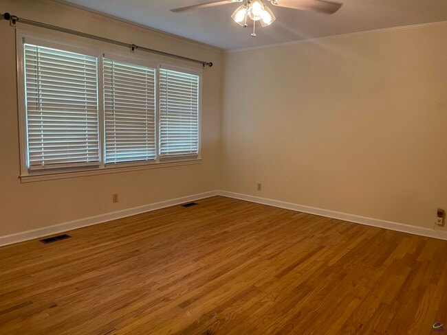 Building Photo - 104 Oconee St