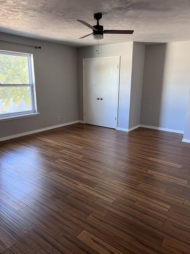 Building Photo - 2451 NW 38th St