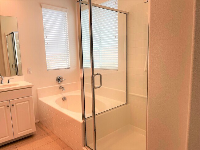 Building Photo - 2883 Villa Catalonia Ct