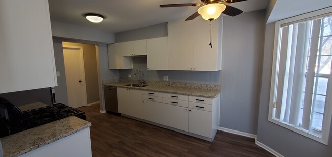 Building Photo - 3525 Princeton Ave