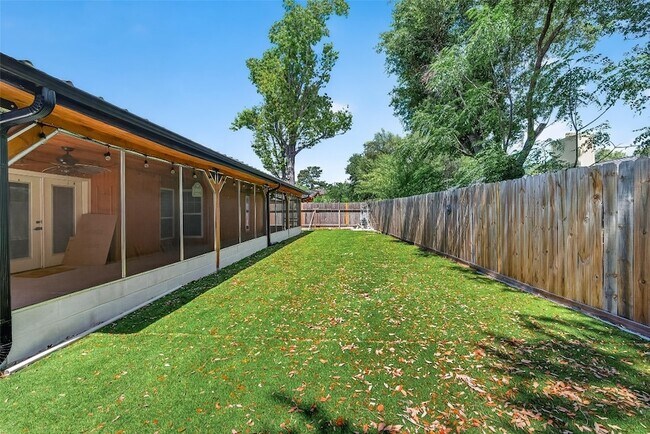 Building Photo - 19818 Packwood Dr