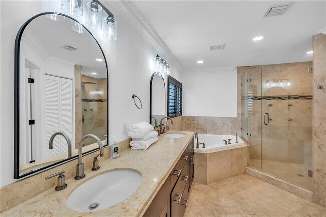 Building Photo - 6300 SW 190th Ave