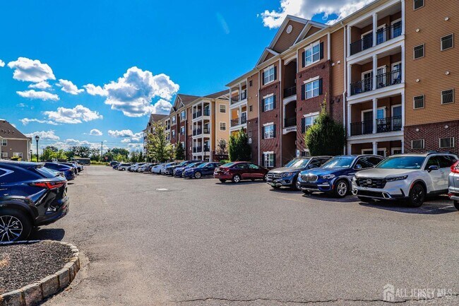 Building Photo - 745 Strassle Wy