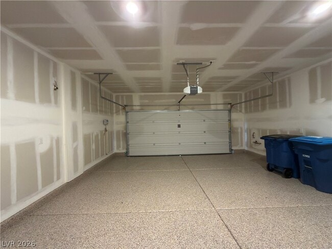 Building Photo - 6622 Palm Branch St