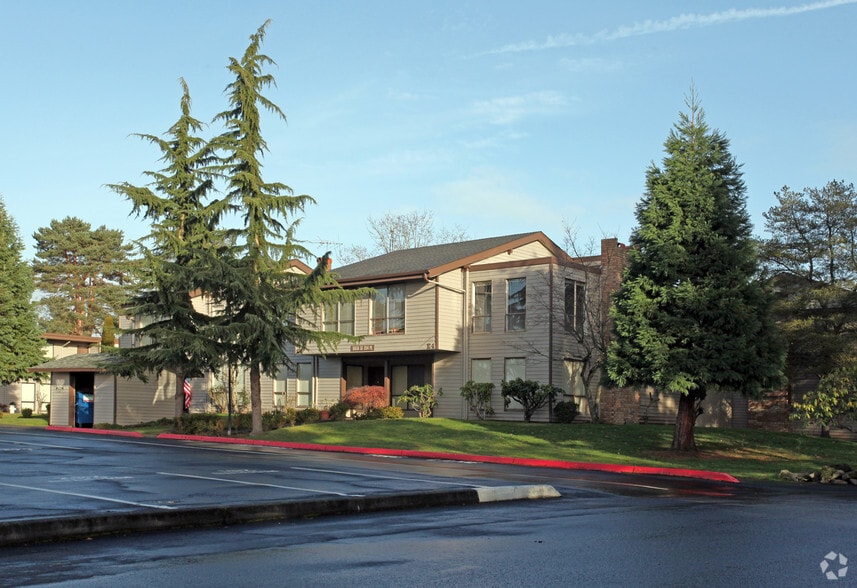 Building Photo - Easthill Apartments