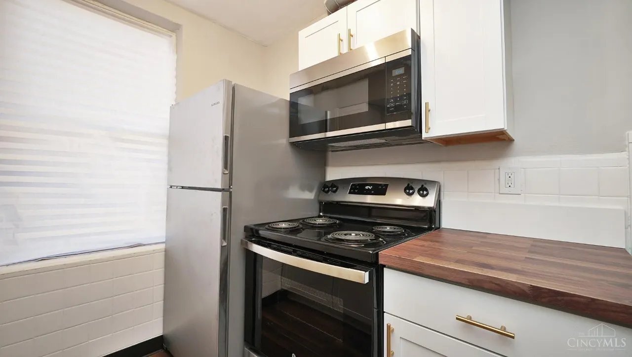 Building Photo - 2992 W McMicken Ave