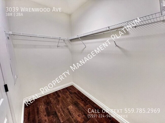 Building Photo - 3039 Wrenwood Ave