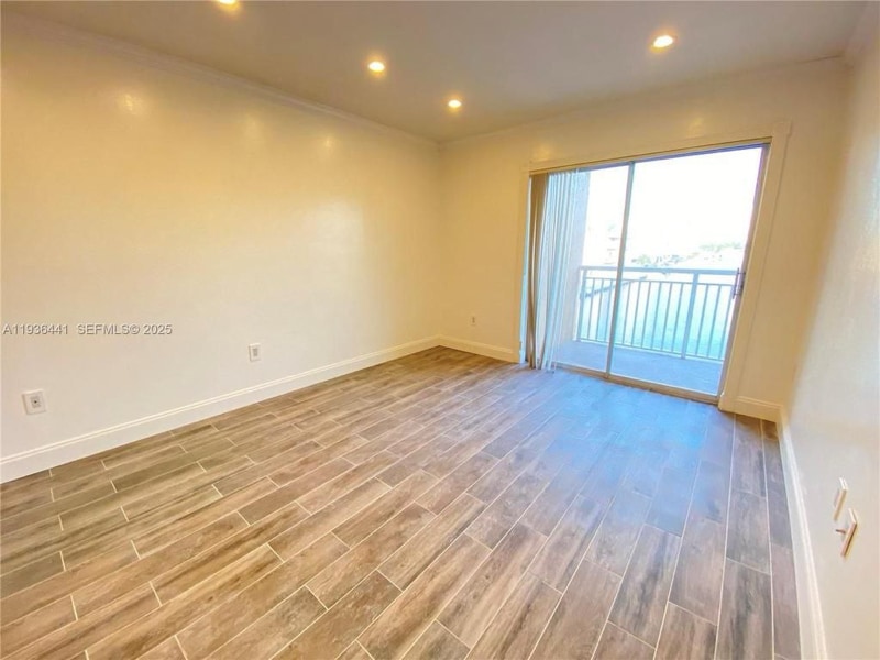 Building Photo - 17051 NE 35th Ave