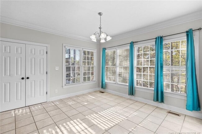 Building Photo - 480 Whispering Pines Dr