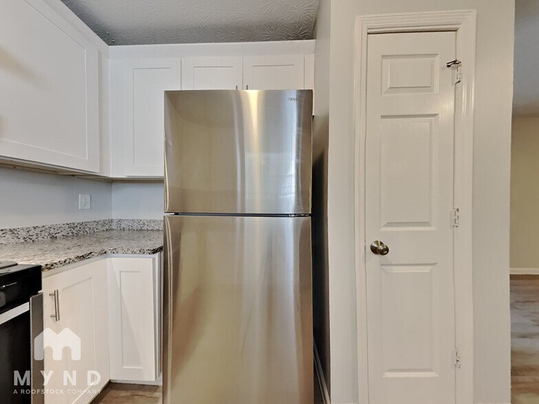 Building Photo - 545 Haymarket Ct