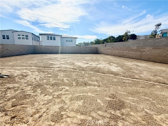 Building Photo - 101 Chapman