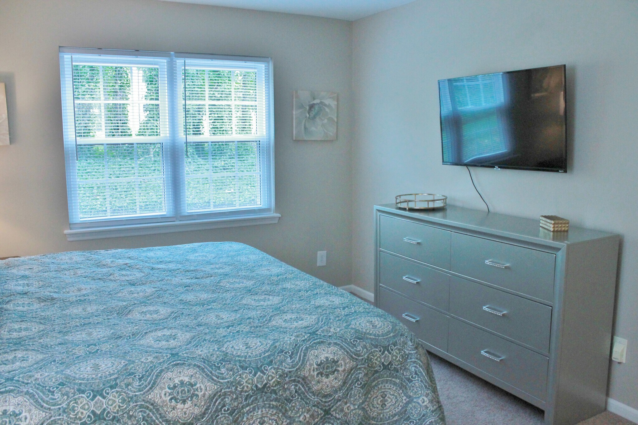 Building Photo - 7825 Renaissance Ct