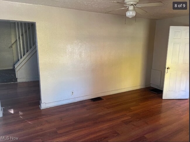 Building Photo - 582 Corice St