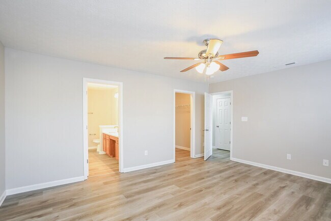 Building Photo - 11435 Arches Dr