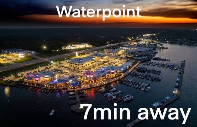 Building Photo - 2369 Apache Dr