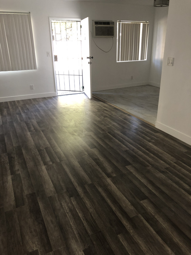 LIVING ROOM AND DINING ROOM SPACE - 6045 Craner Ave