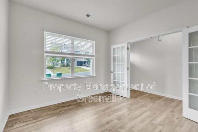 Building Photo - 1771 Odessa Ln