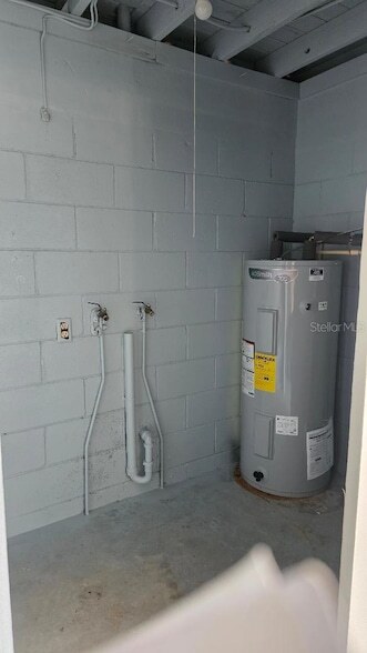 Building Photo - 905 Cherokee Cir