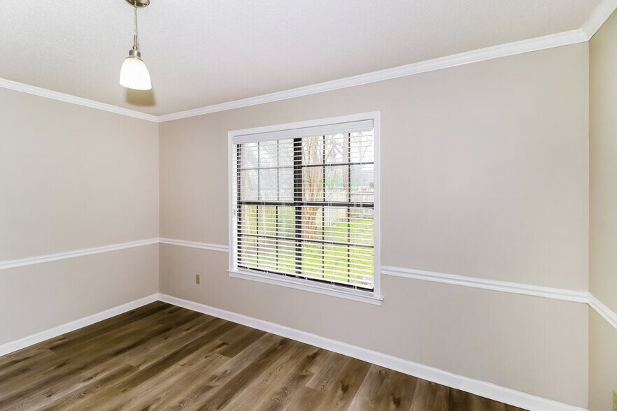 Building Photo - 4055 Delgate Cove