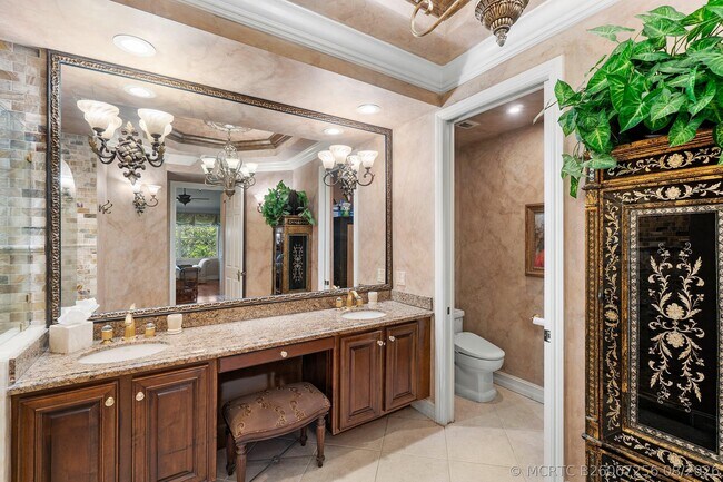 Building Photo - 6181 Island Walk