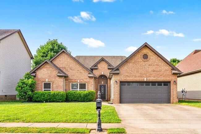 Primary Photo - Three Bedroom in Fields of Northmeade!