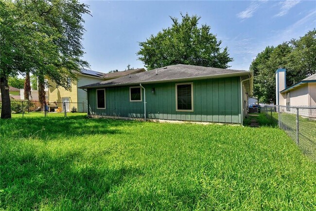 Building Photo - 6402 Santos St