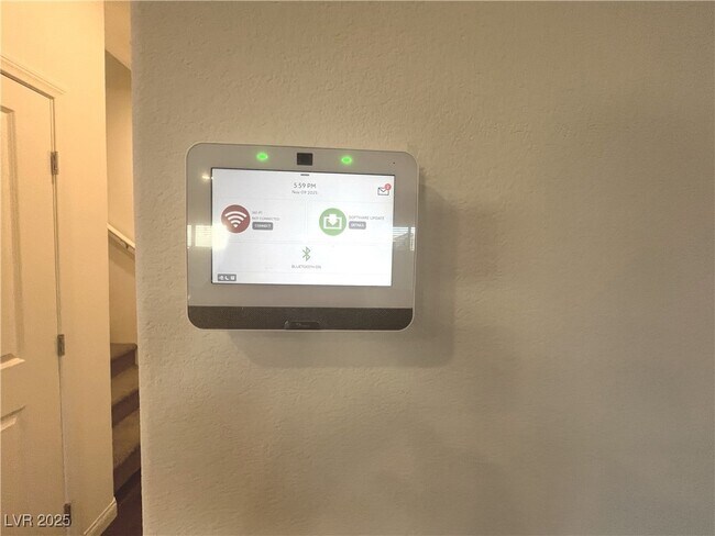 Building Photo - 510 Golden Cardinal Ave