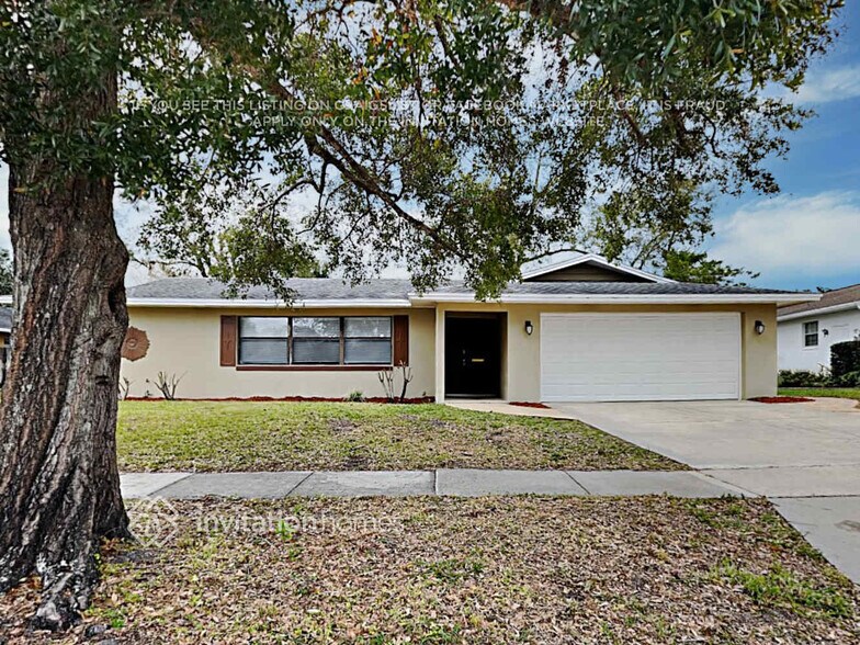 Primary Photo - 3015 Bay Tree Dr