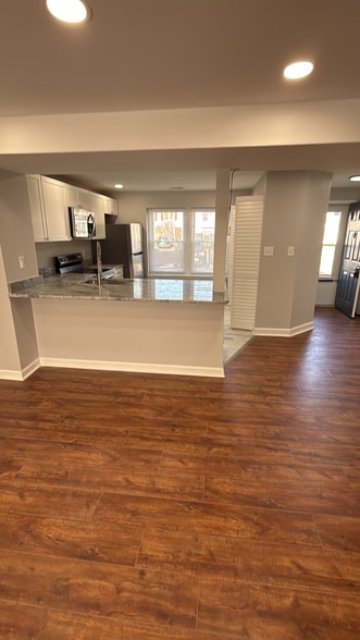 View of Kitchen Area - 1319 Peabody Dr