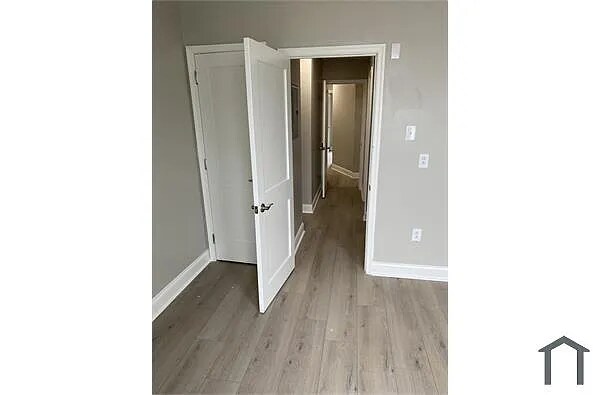 Building Photo - 2144 Bridge St