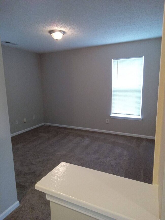 Building Photo - Great Home Close To Historical Downtown Matthews!