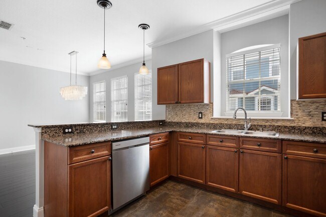 Building Photo - 3111 W De Leon St