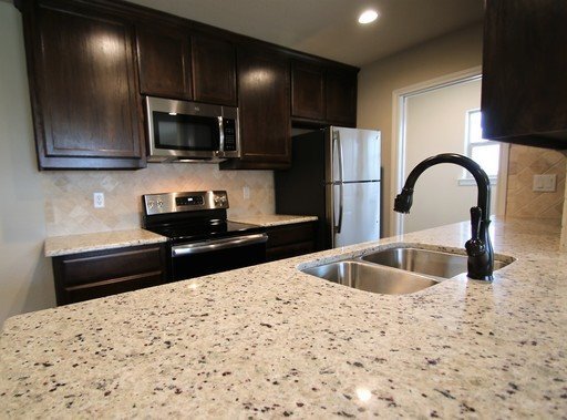 Building Photo - 158-160 Crossbow Ct