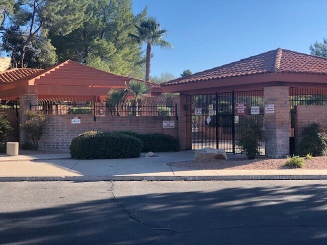 Building Photo - Chevelon