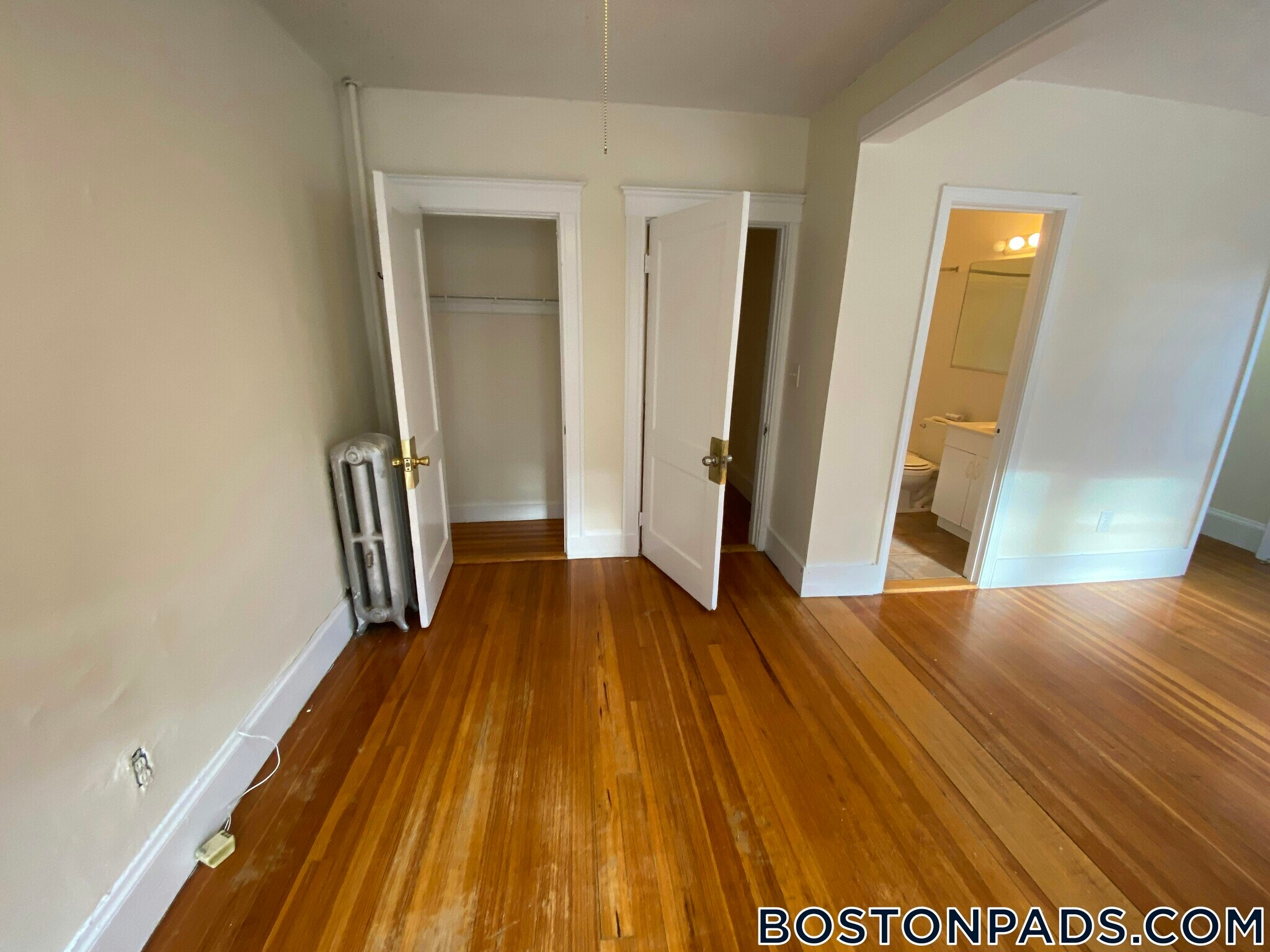 Building Photo - 6 Barrows St