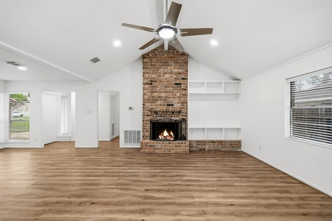 Building Photo - 12931 Westella Dr