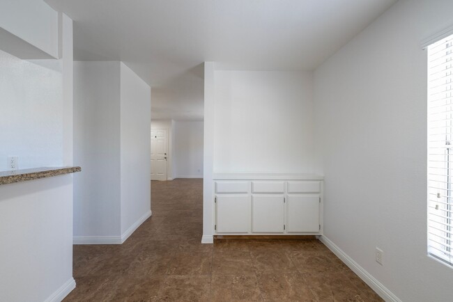 Interior Photo - 1611 S Bundy Dr