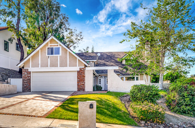 Building Photo - 30428 Penrod Dr
