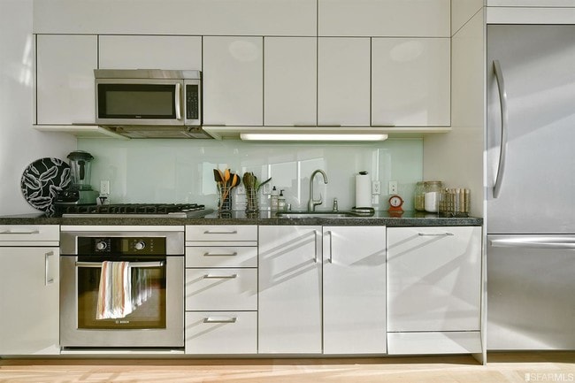 Building Photo - 338 Spear St